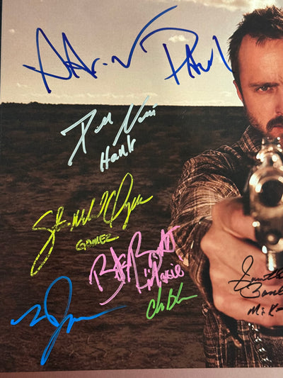 Breaking Bad 12x16 (B3)cast of 14: Dean, Aaron, Margolis, Gunn, RJ, Odenkirk, Banks, Cruz, Matt, Charles, Betsy, Luis & Daniel Moncada, Steven Q. (Scratch marks)