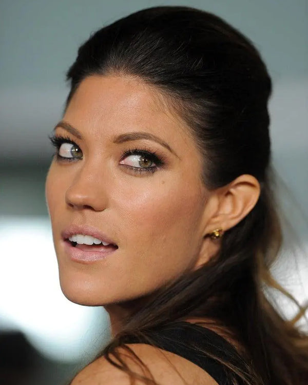 Jennifer Carpenter 8x10 (b) signed