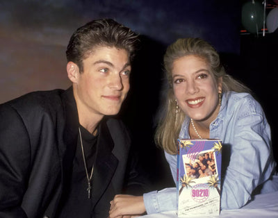 90210 11x14 (A) dual signed by Tori Spelling & Brian Austin Green