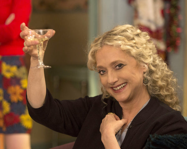Unbreakable Kimmy Schmidt  8x10 photo (02)  autographed by Carol Kane PRE ORDER ITEM
