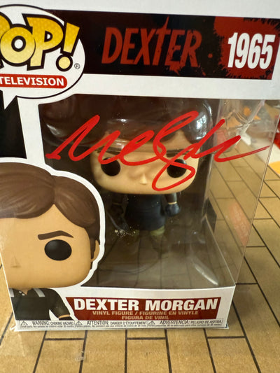 Dexter signed Funko pop Michael C. Hall (red-B)