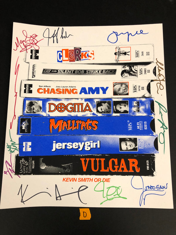 LEELOO EXCLUSIVE 'Kevin Smith Or Die' VHS stack screen print 12x14 (D) signed by 14:  Marilyn Ghigliotti, Jeff Anderson, Jason Lee, Walt Fanagan, Shannen Doherty, Bryan Johnson (see description for full list) CHRONIC CON 2024 PRE ORDER