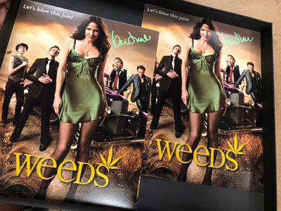 Weeds 11x14 (E) dual signed Mary-Louise Parker & Kevin Nealon