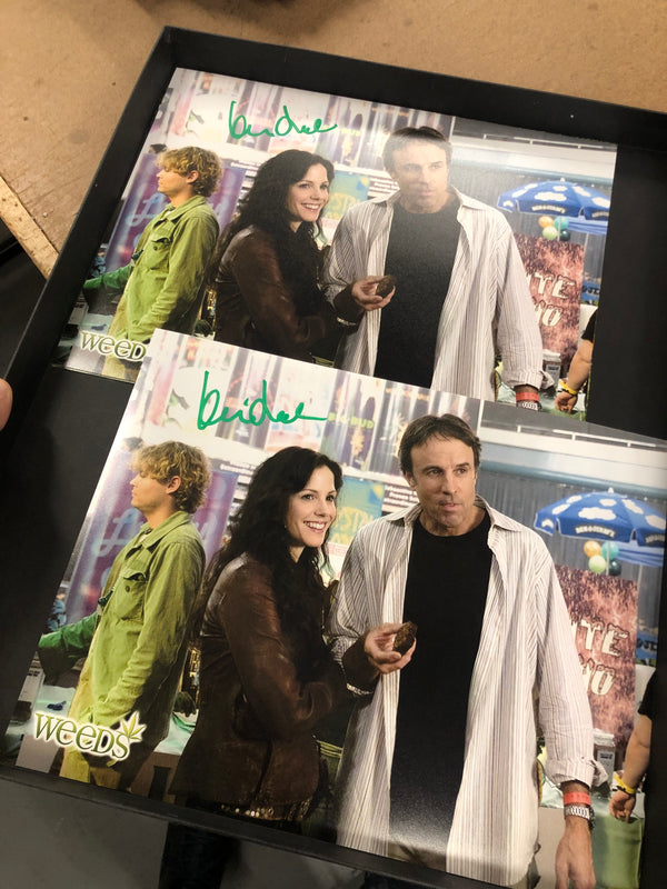 Weeds 11x14 (H) dual signed Mary-Louise Parker & Kevin Nealon