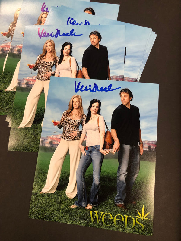 Weeds 8X10 (A) dual signed Mary-Louise Parker & Kevin Nealon