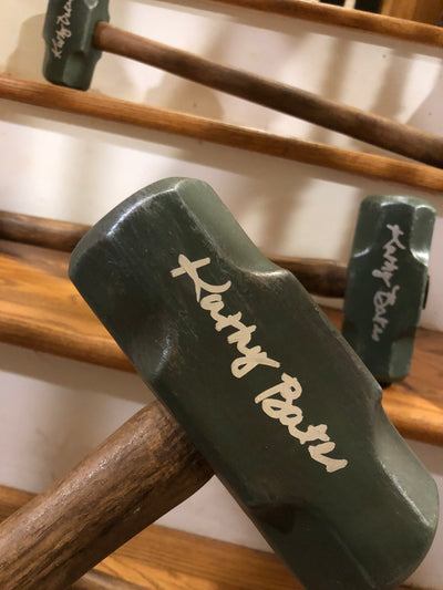 *Black Friday 2024* EXCLUSIVE : Kathy Bates Signed Sledgehammer Prop Replica